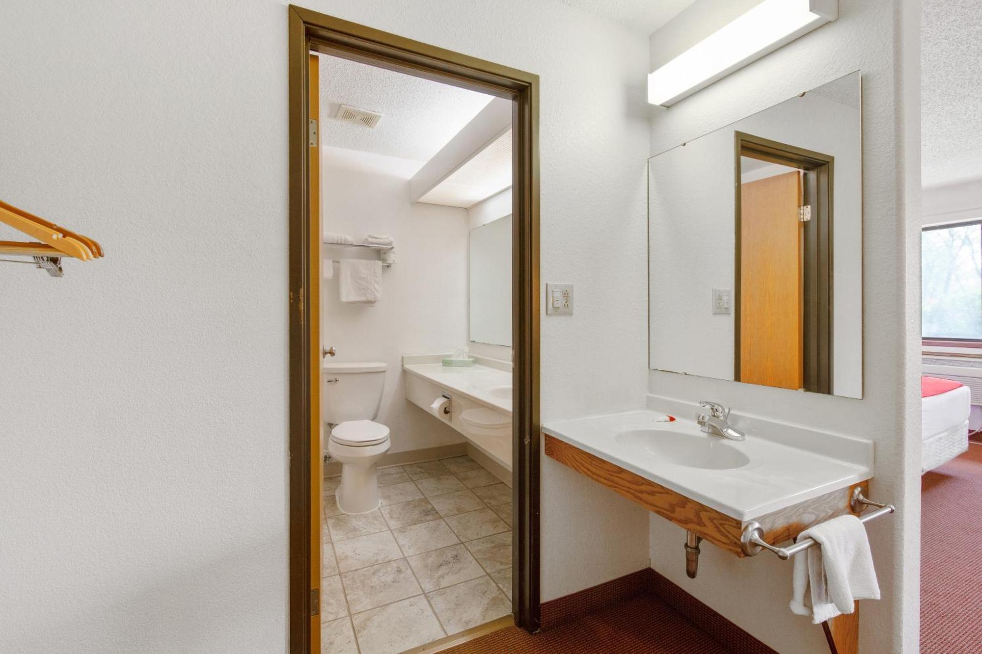 Oyo Hotel Portage I-94 Luaran gambar
