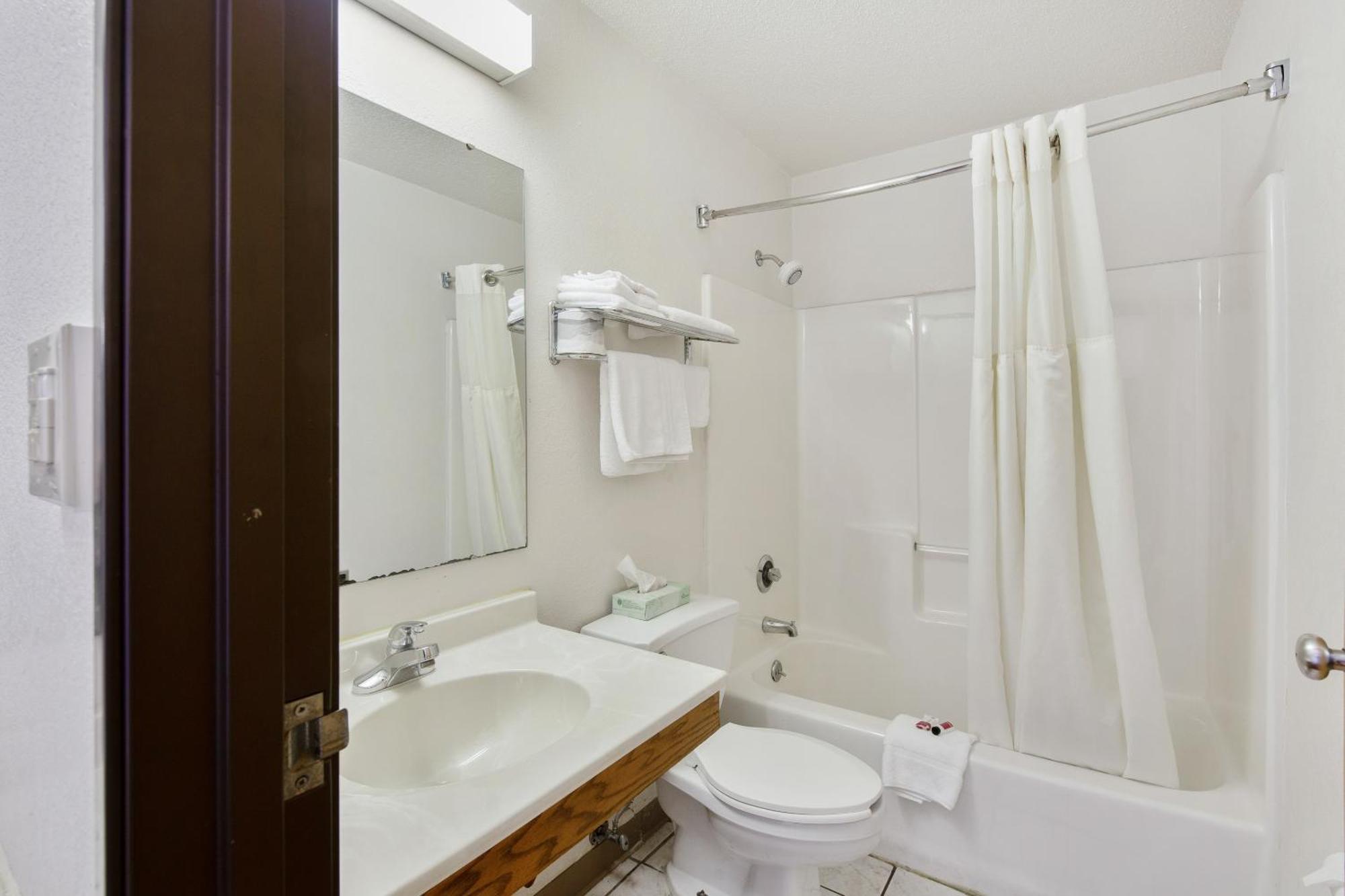 Oyo Hotel Portage I-94 Luaran gambar